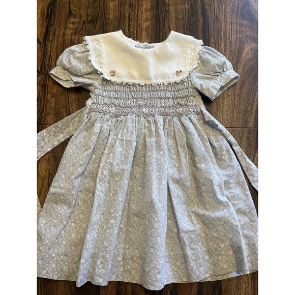 Vtg Polly Flinders Smocked Girls Dress Sz 4 Light Great Floral Bib Collar - Picture 1 of 10